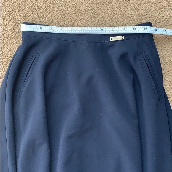 FIGL | Pocketed Skirt - Picture 7 of 8